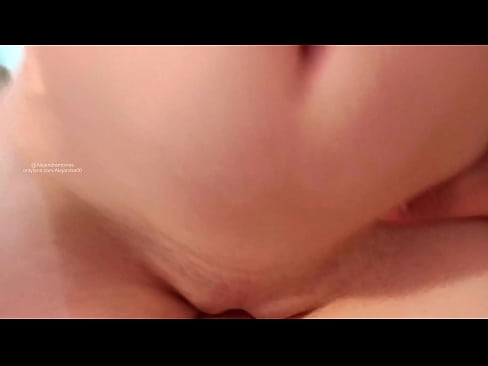 ❤️ Sa ou moe i le potu o lo'u tuafafine ma o le ala lena na ou ala ai ❤️ Rusia porn ☑